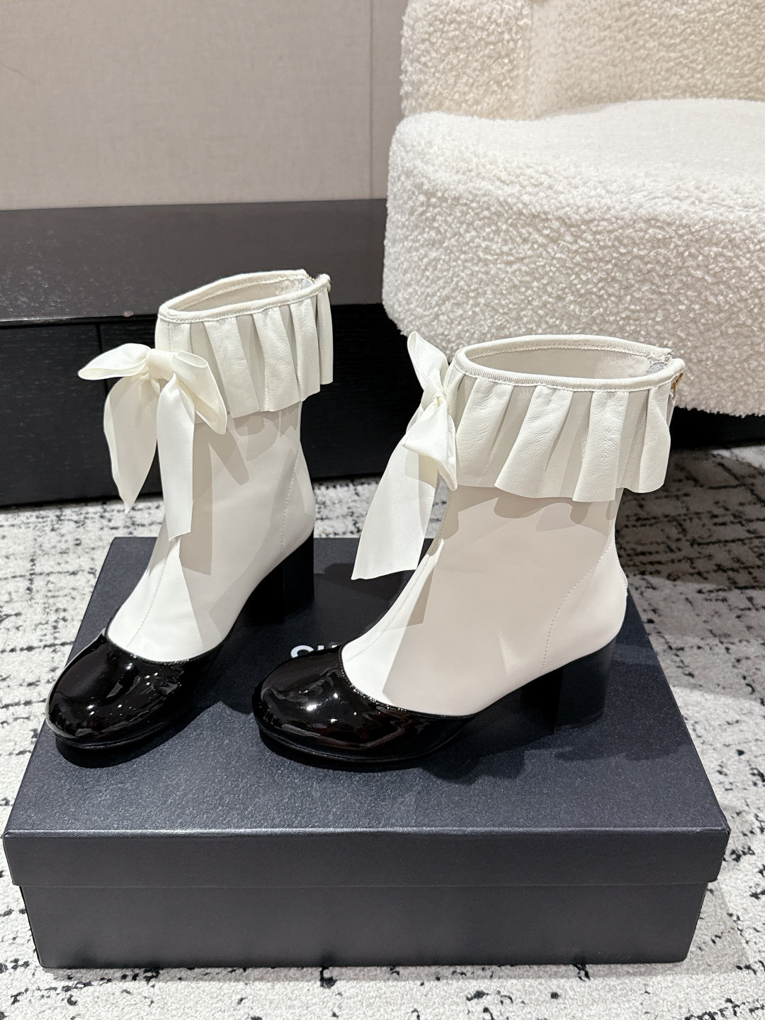 China Replica Chanel Women Shoes 130usd Only