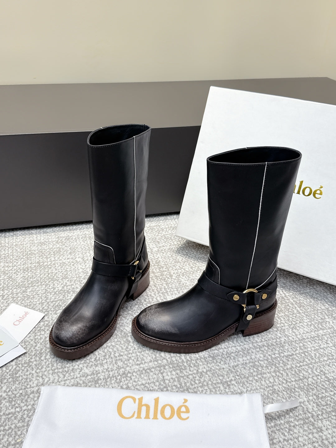 China Replica Loewe Women Shoes 172usd Only