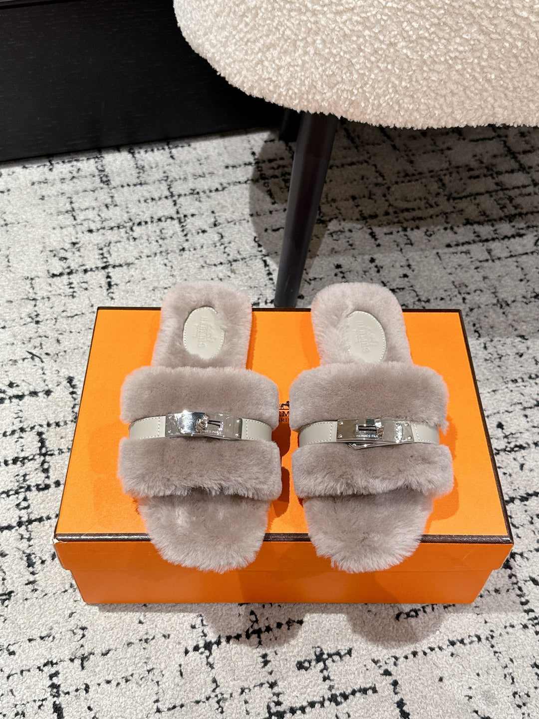 China Replica Hermes Women Shoes 91usd Only