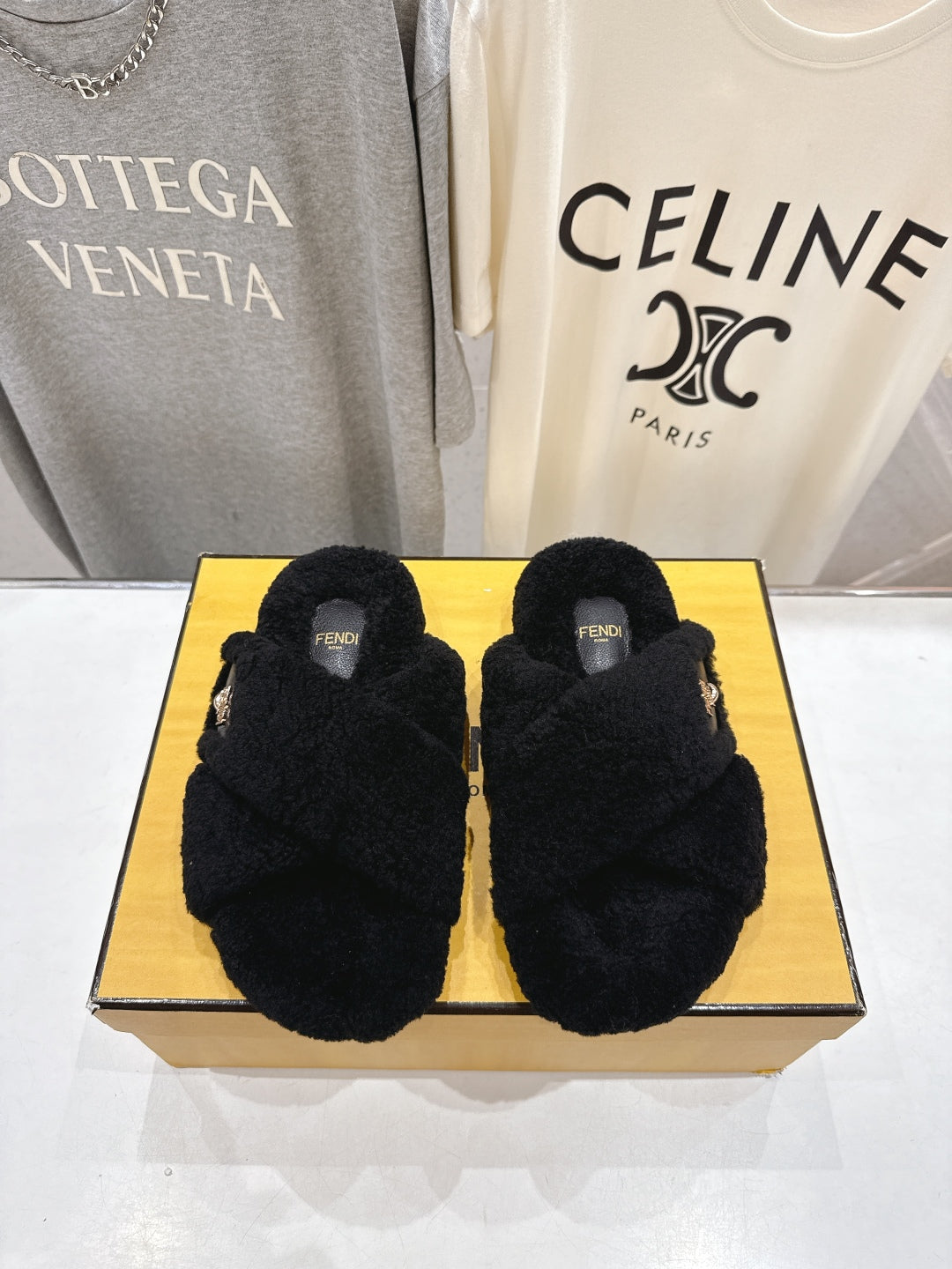 China Replica Fendi Women Shoes 91usd Only