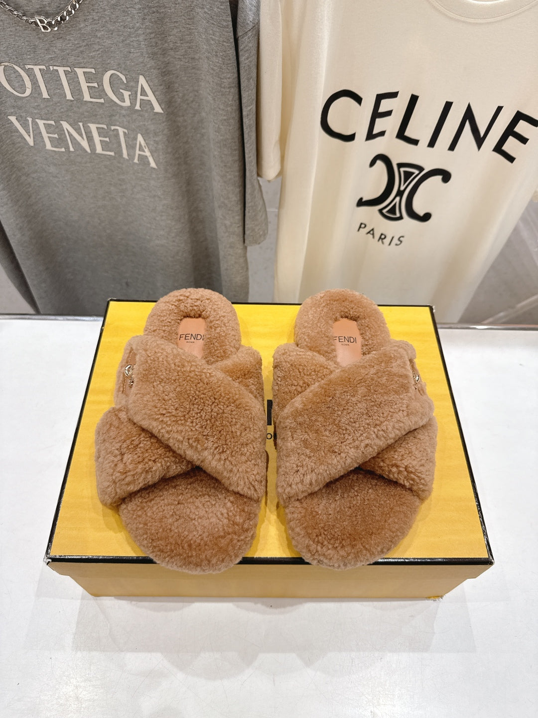 China Replica Fendi Women Shoes 91usd Only