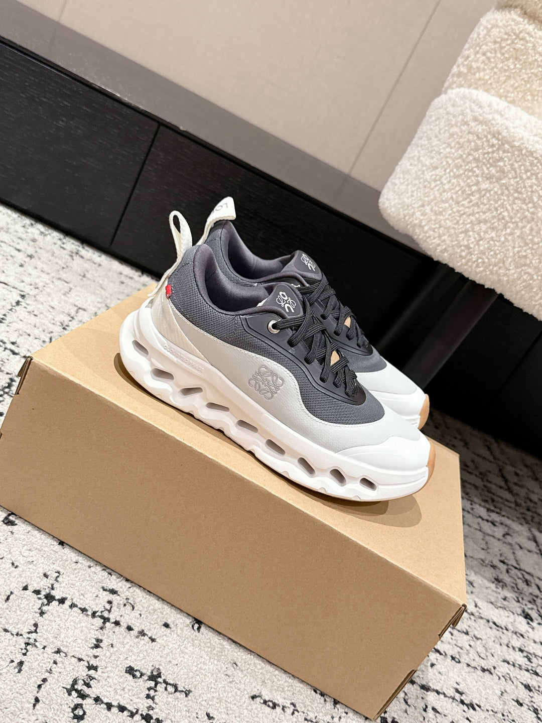 China Replica Loewe Women Shoes 112usd Only