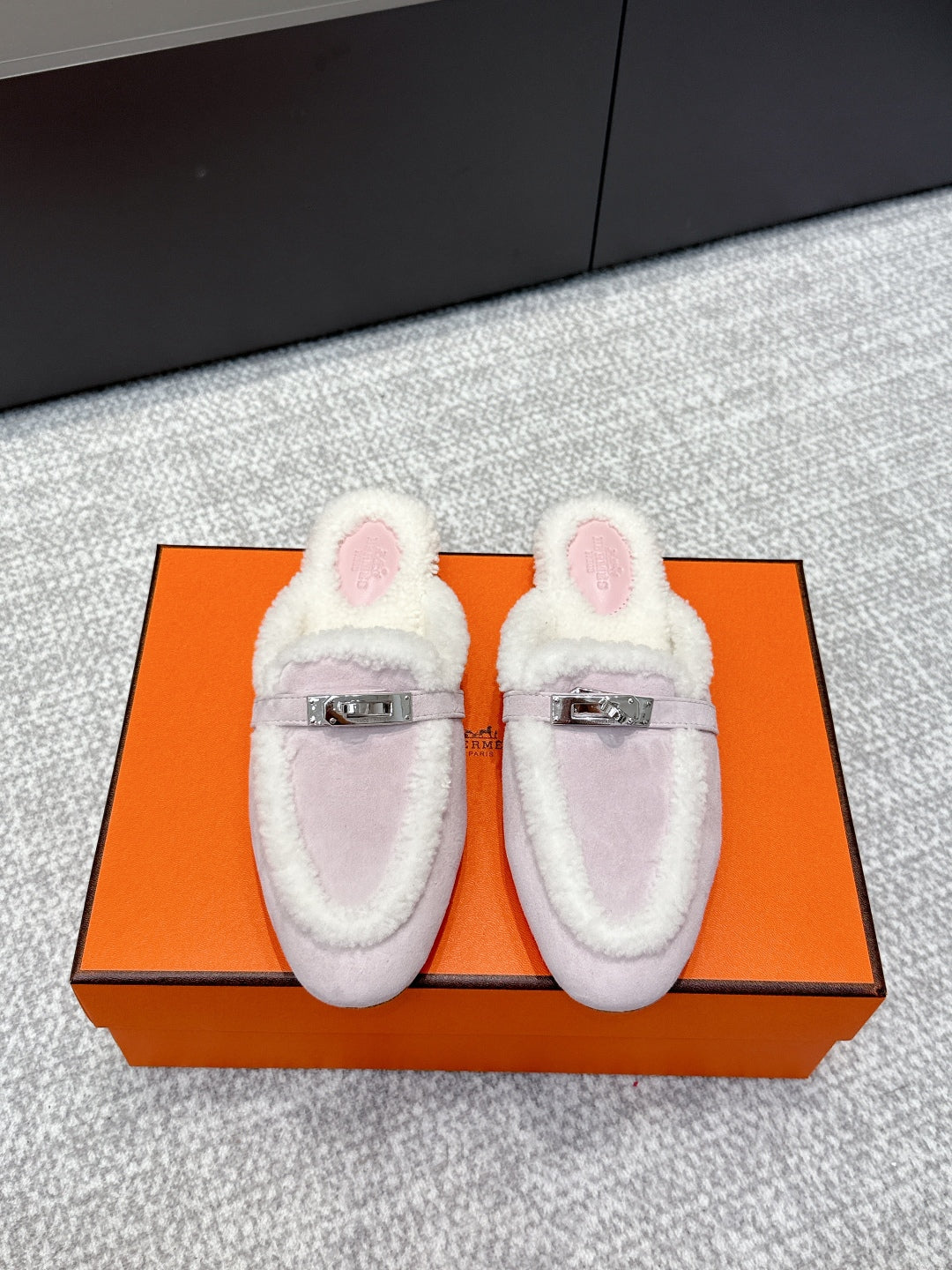 China Replica Hermes Women Shoes 130usd Only