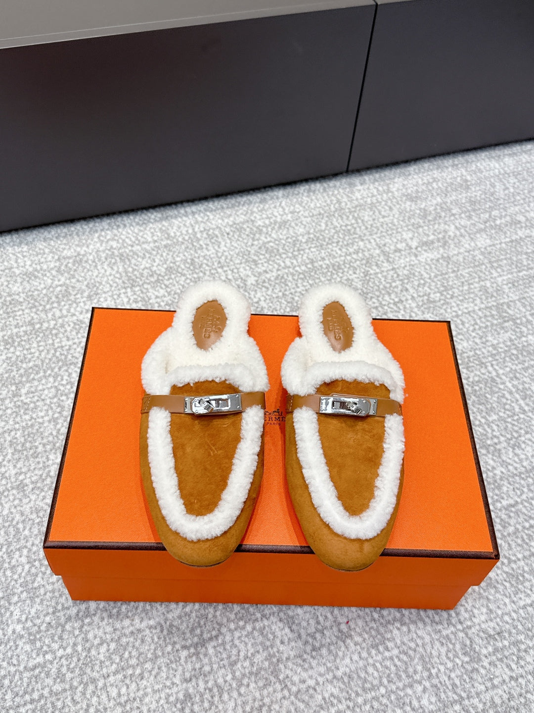 China Replica Hermes Women Shoes 130usd Only