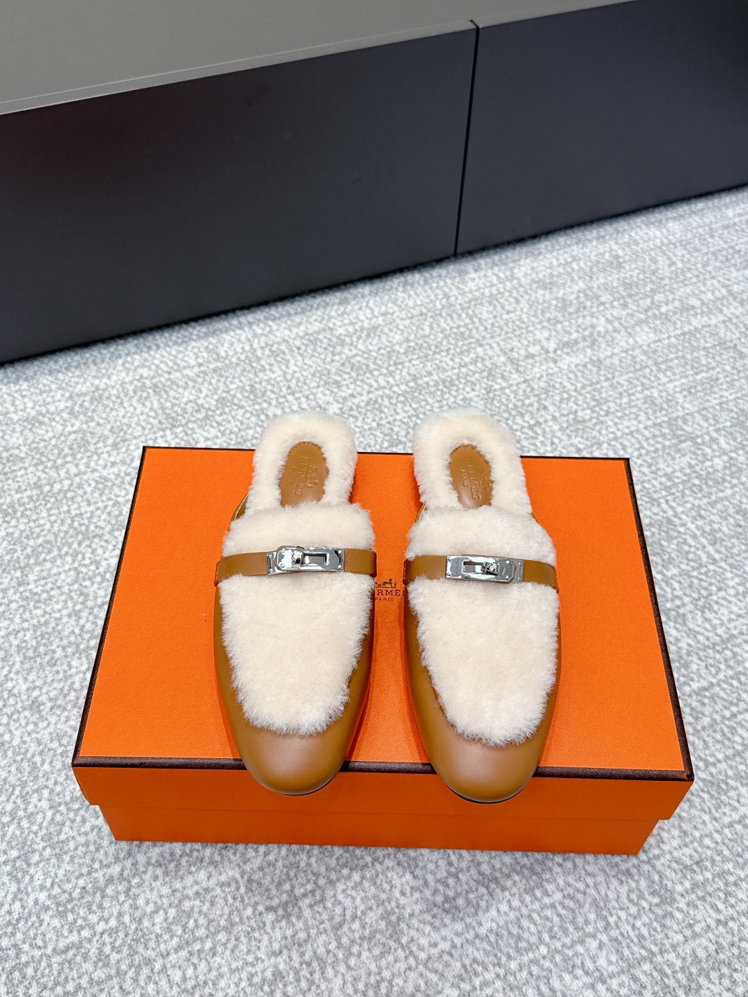 China Replica Hermes Women Shoes 130usd Only