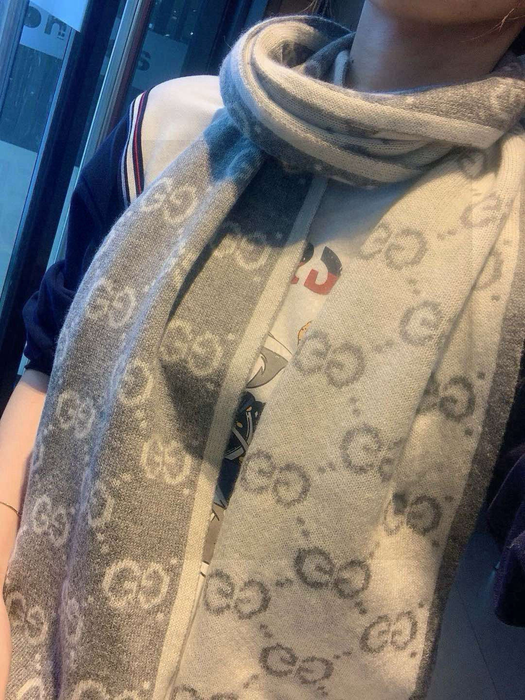 China Replica Gucci Scarf 60usd Only