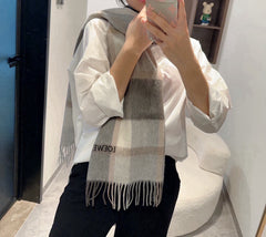 China Replica Loewe Scarf 44usd Only