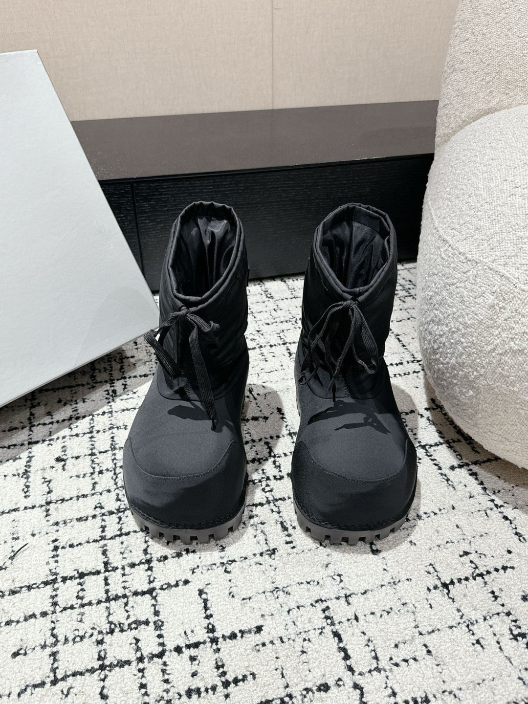 China Replica Balenciaga Women Shoes 144usd Only