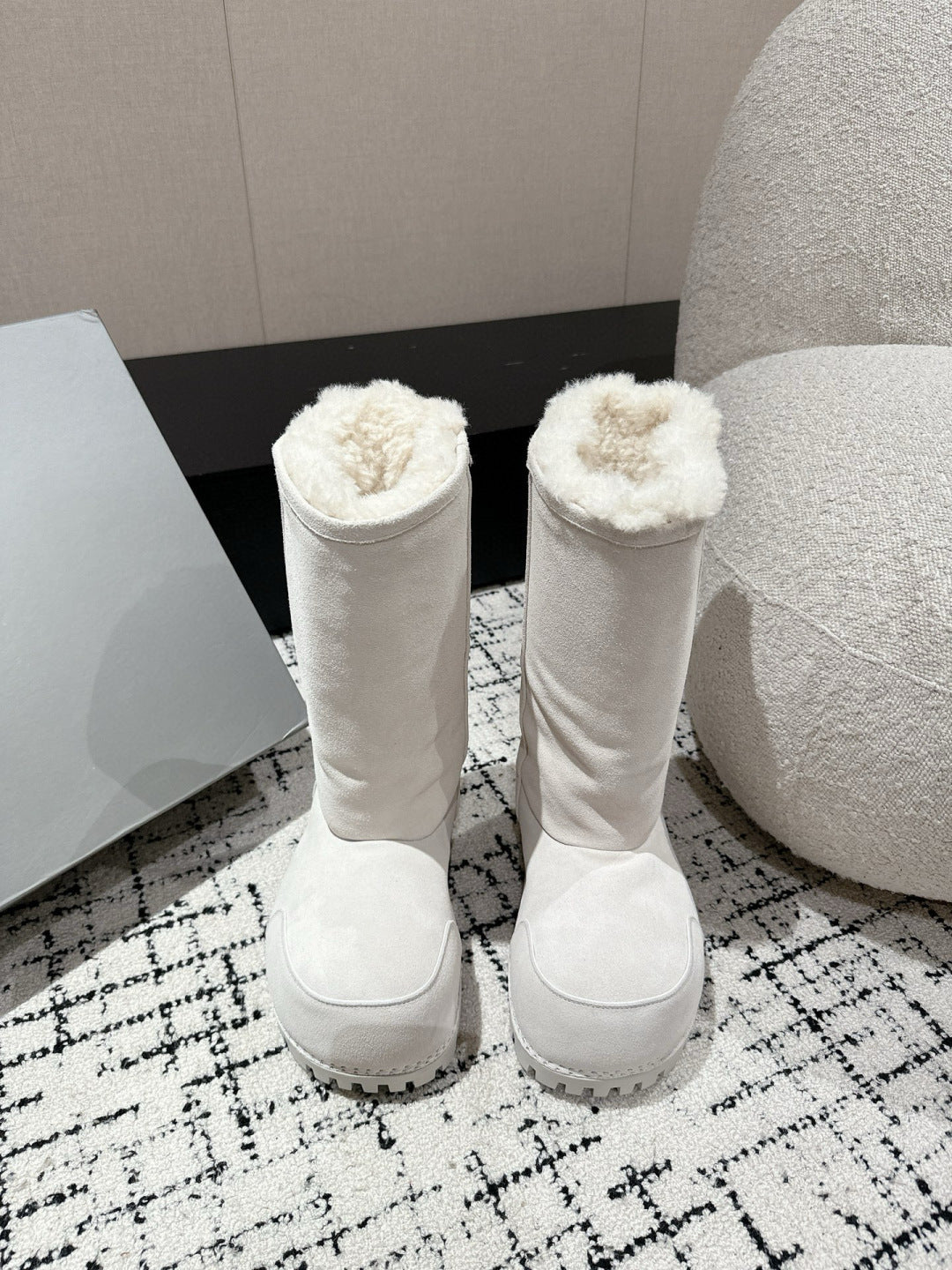 China Replica Balenciaga Women Shoes 189usd Only
