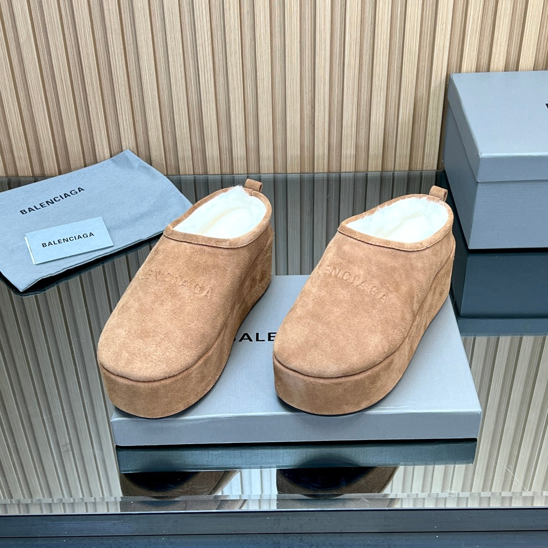 China Replica Balenciaga Women Shoes 91usd Only