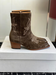 China Replica Celine Women Shoes 147usd Only
