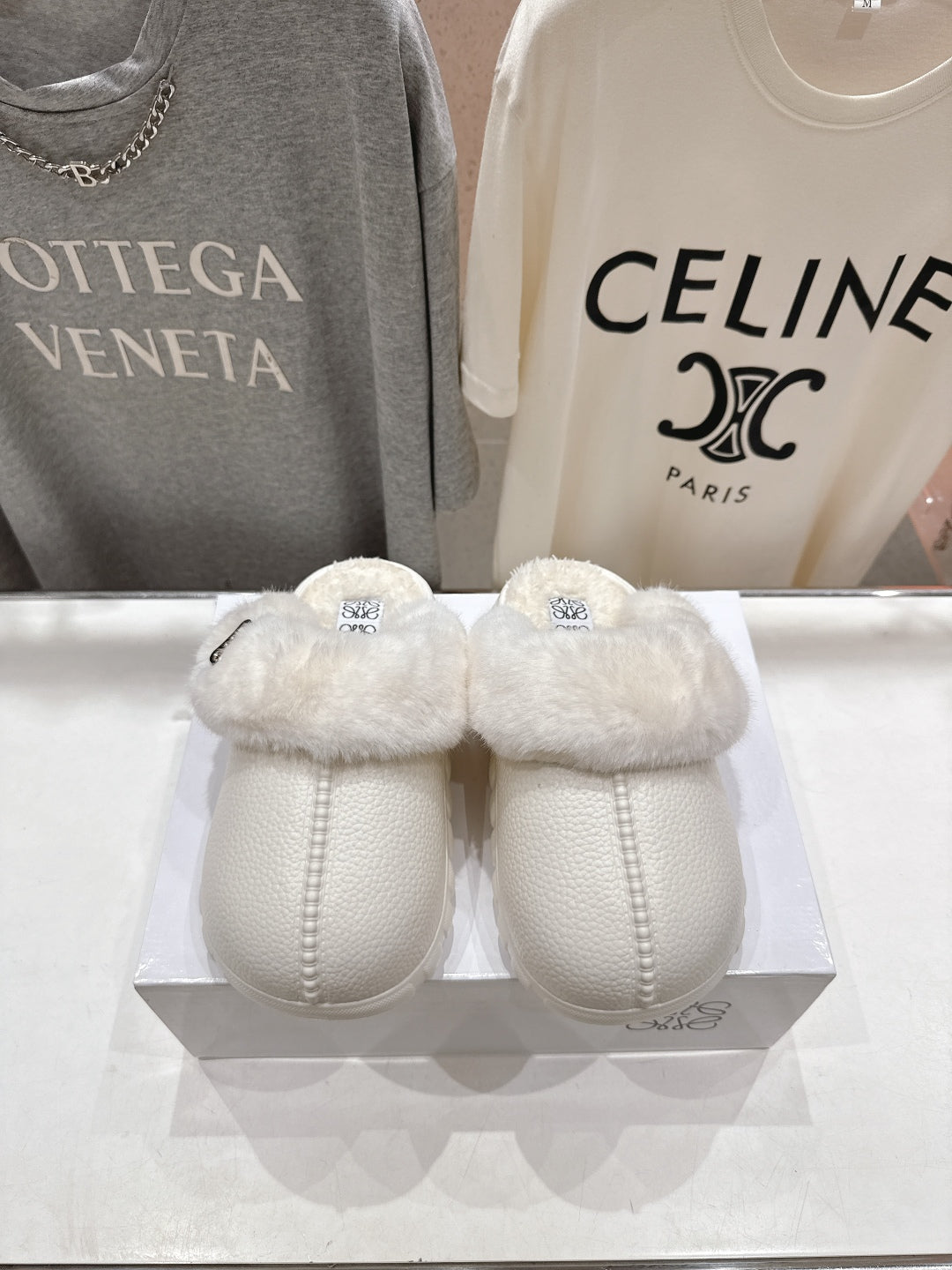 China Replica Loewe Women Shoes 56usd Only