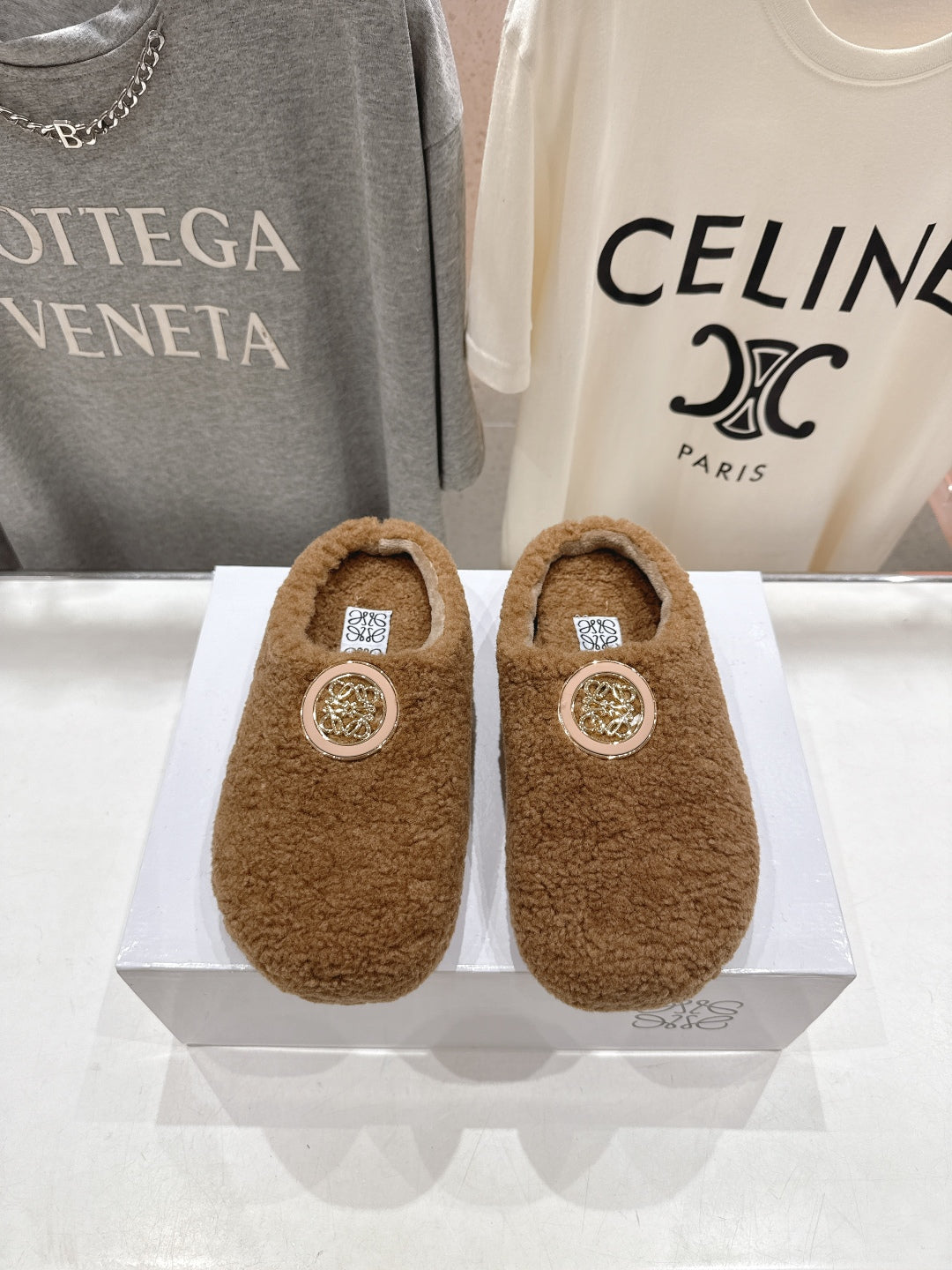 China Replica Loewe Women Shoes 74usd Only