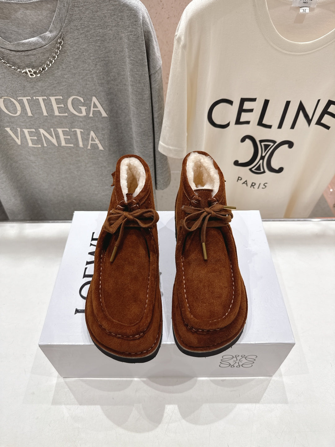 China Replica Loewe Women Shoes 102usd Only