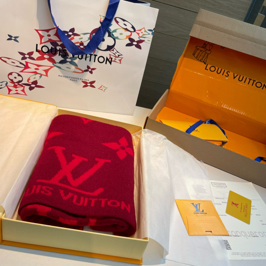 China Replica LV Scarf 64usd Only