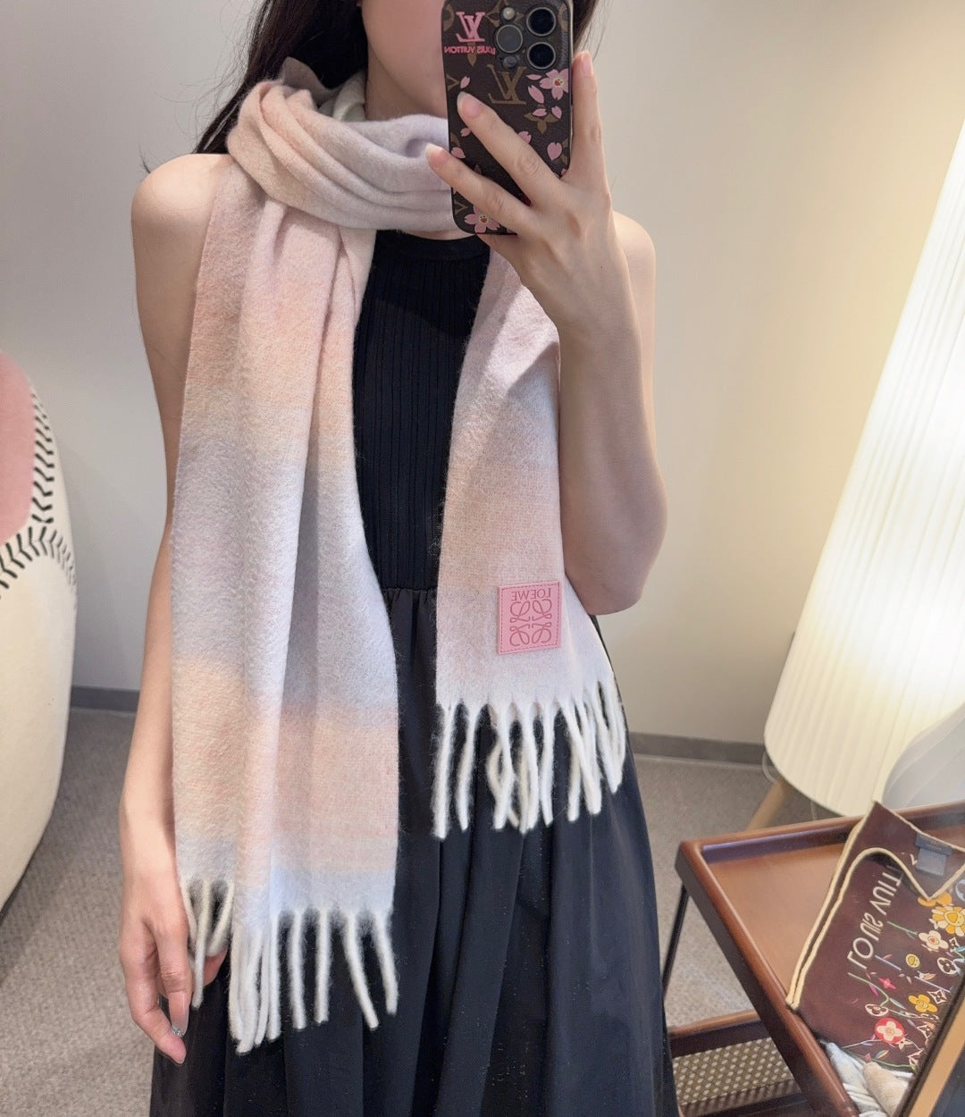China Replica Loewe Scarf 60usd Only