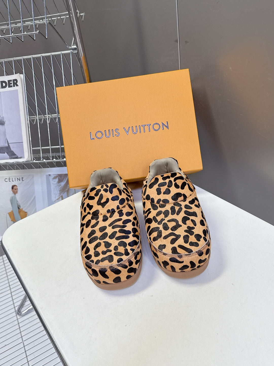 China Replica LV Women Shoes 115usd Only