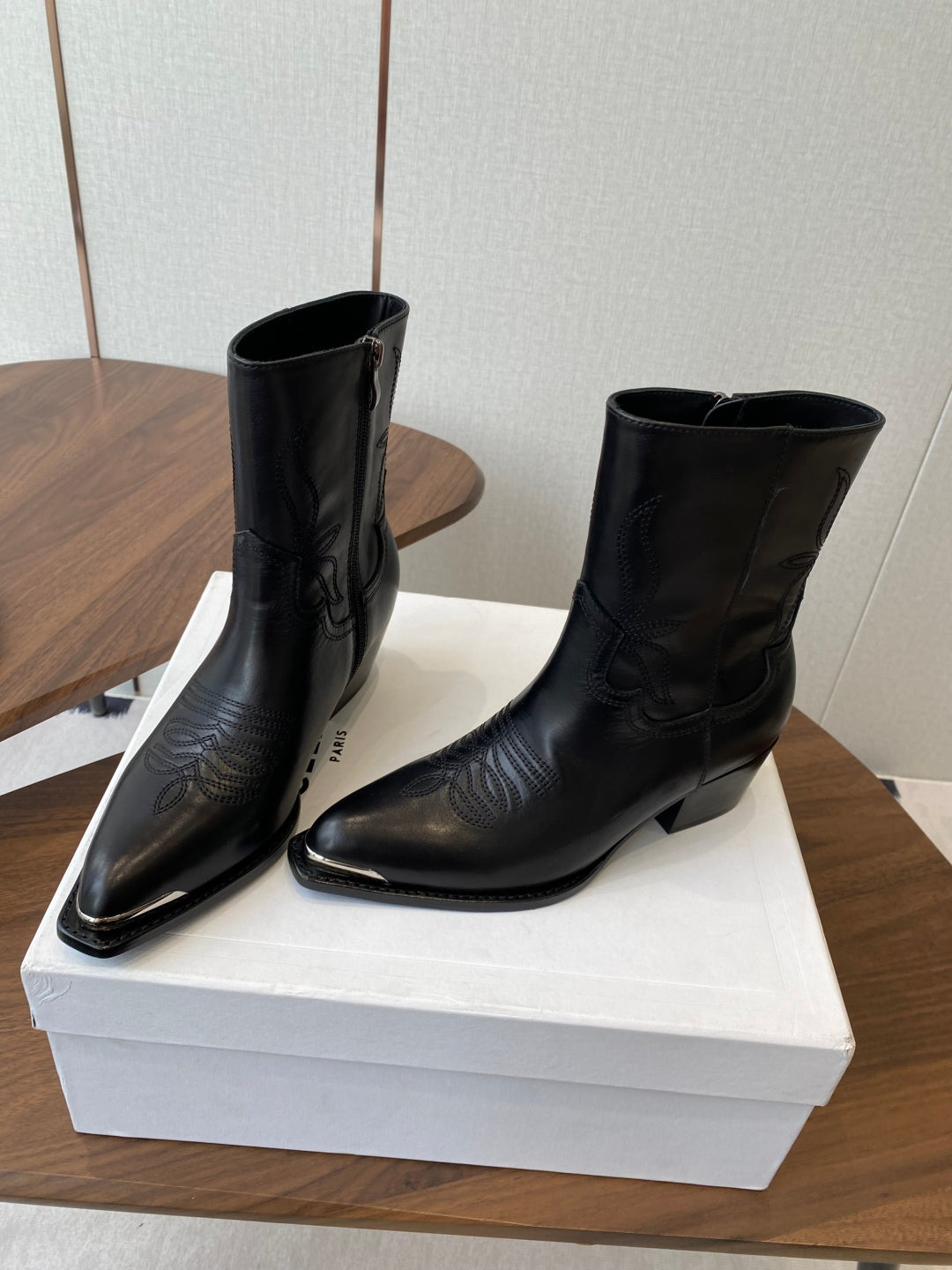 China Replica Celine Women Shoes 147usd Only