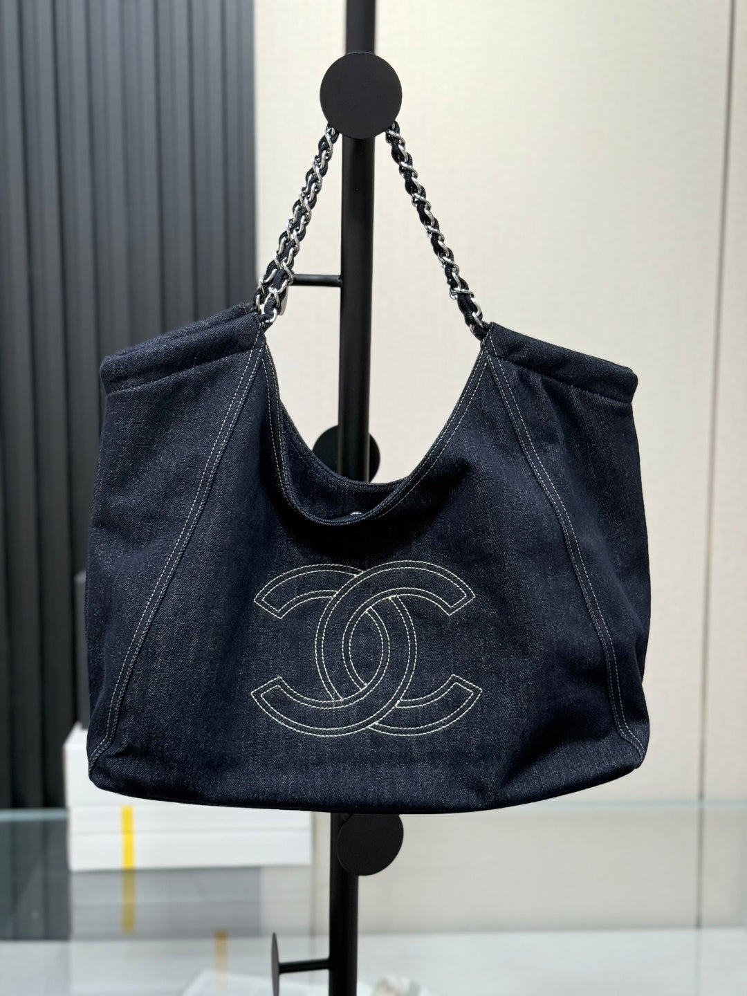 China Replica Chanel Handbags 384usd Only