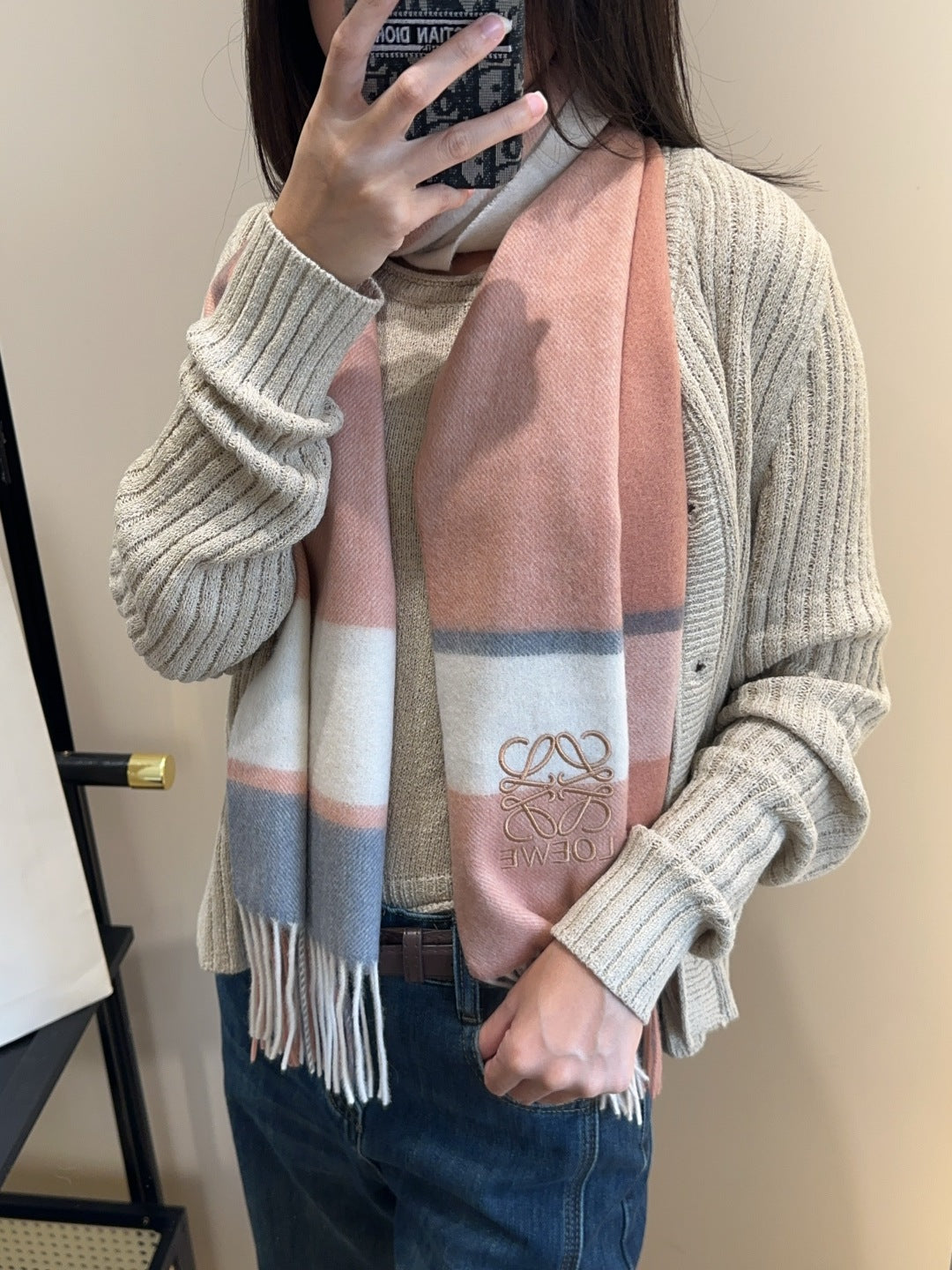 China Replica Loewe Scarf 48usd Only