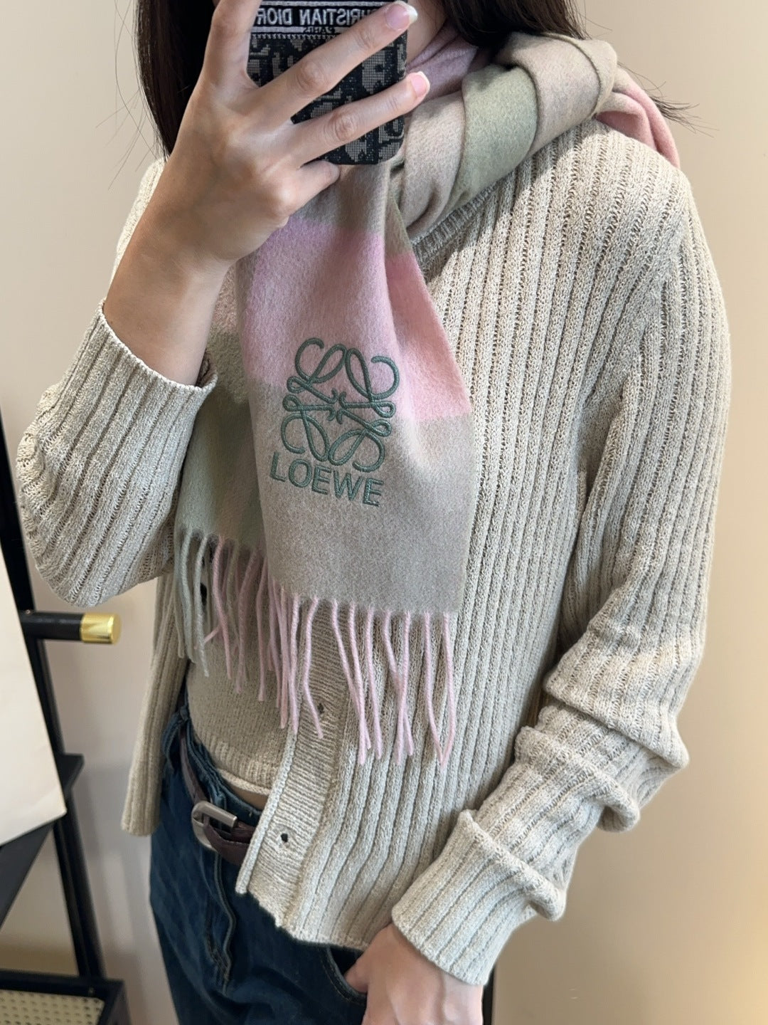 China Replica Loewe Scarf 48usd Only