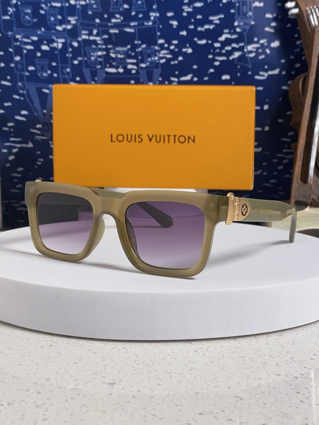 China Replica LV Sunglasses 32usd Only