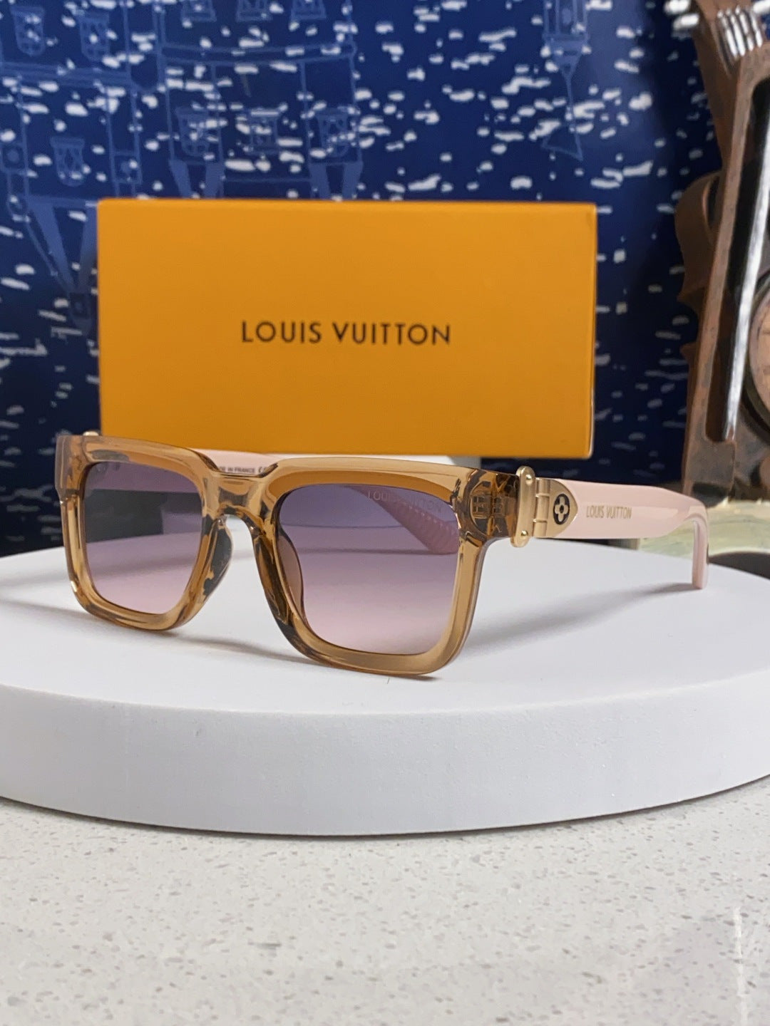 China Replica LV Sunglasses 32usd Only