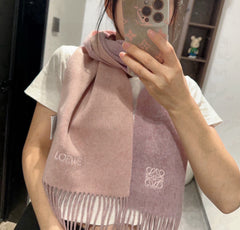 China Replica Loewe Scarf 52usd Only