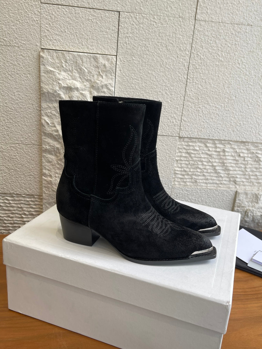 China Replica Celine Women Shoes 150usd Only