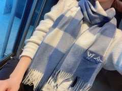China Replica LV Scarf 44usd Only