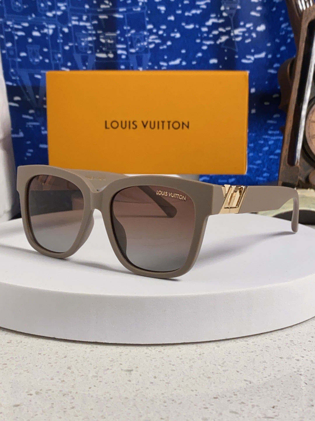China Replica LV Sunglasses 32usd Only