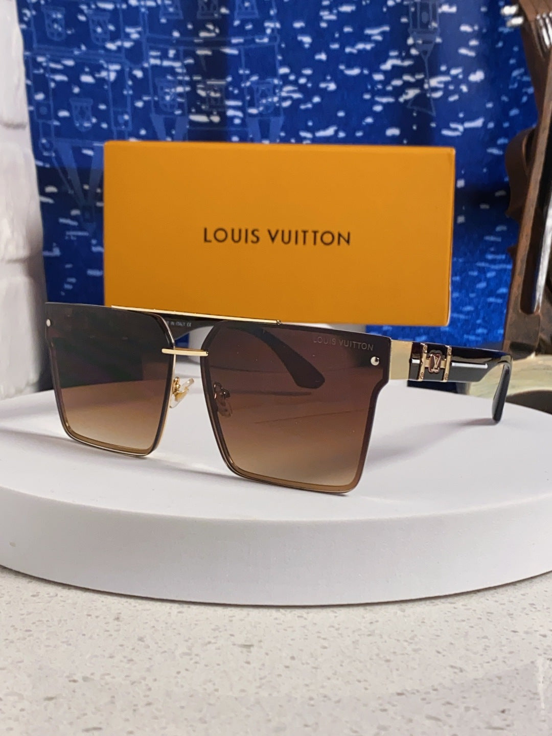 China Replica LV Sunglasses 32usd Only
