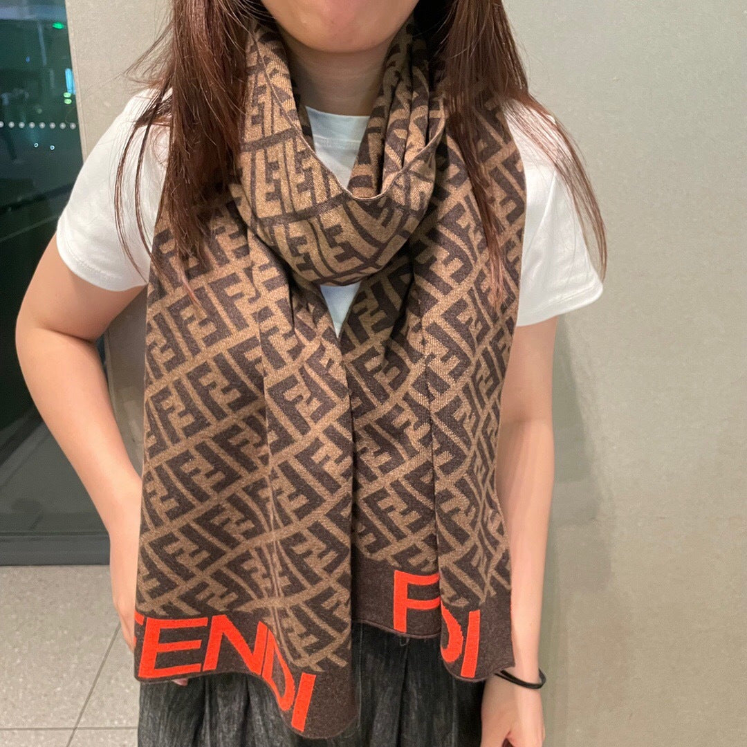 China Replica Fendi Scarf 48usd Only