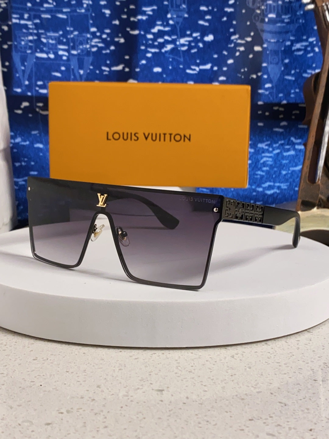 China Replica LV Sunglasses 32usd Only
