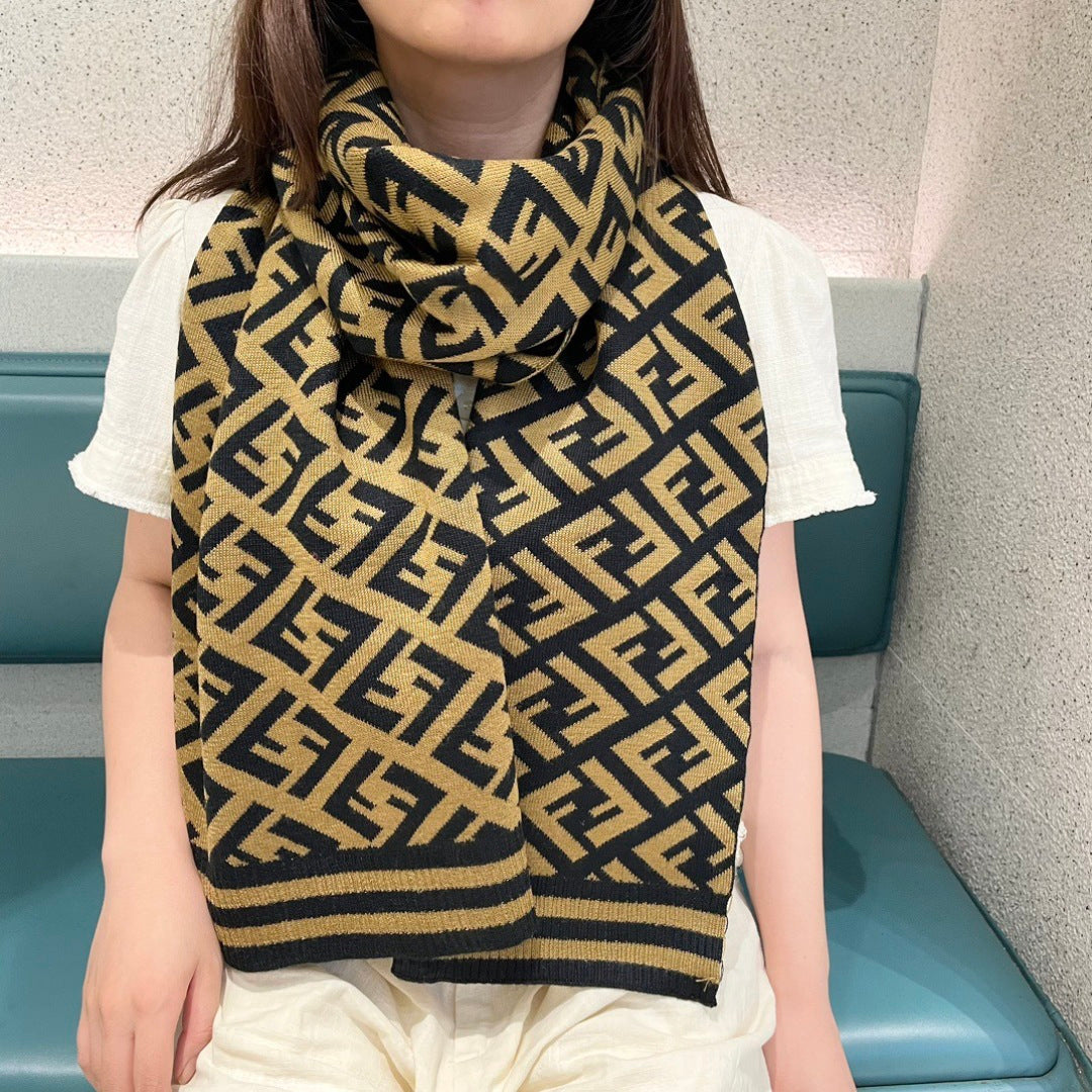 China Replica Fendi Scarf 56usd Only