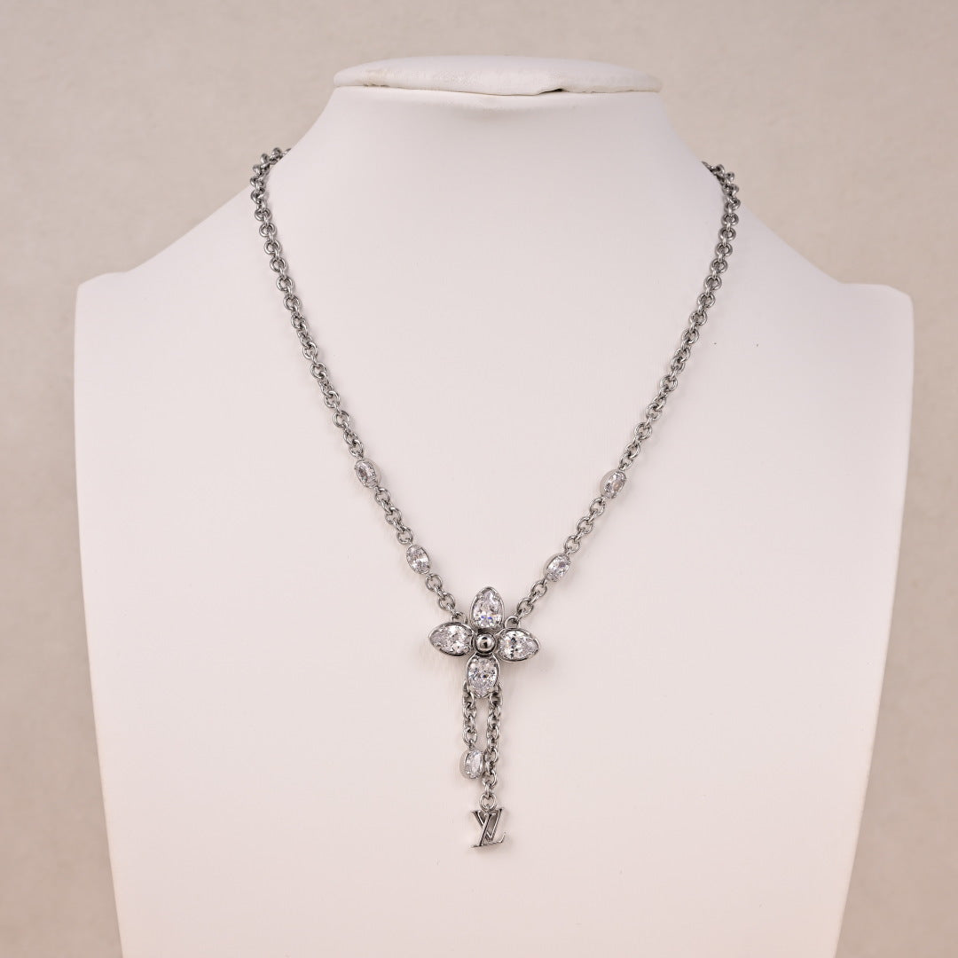 China Replica LV Necklaces 42usd Only