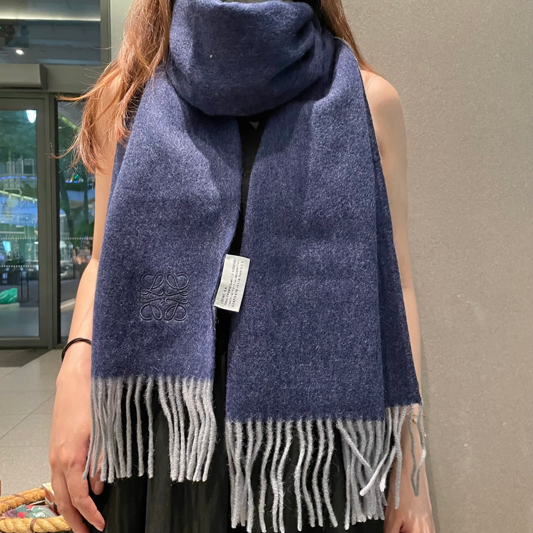China Replica Loewe Scarf 44usd Only