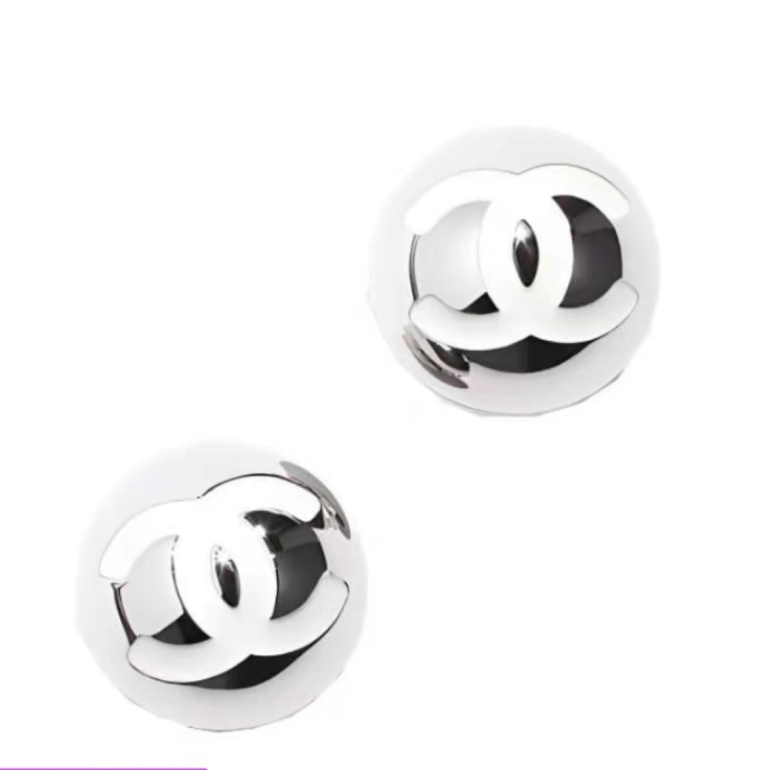 China Replica Chanel Earrings 24usd Only