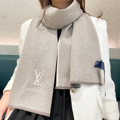 China Replica LV Scarf 48usd Only