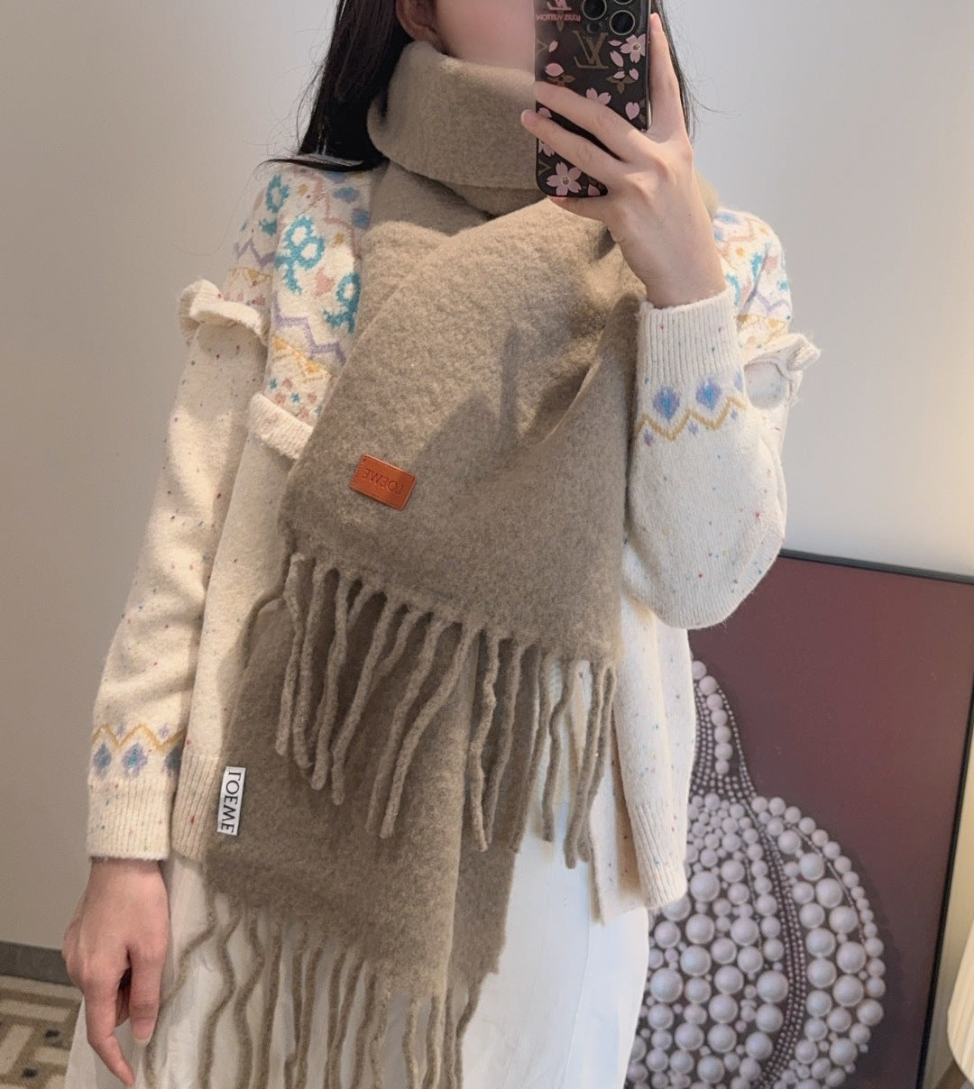 China Replica Loewe Scarf 48usd Only