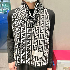 China Replica Fendi Scarf 48usd Only