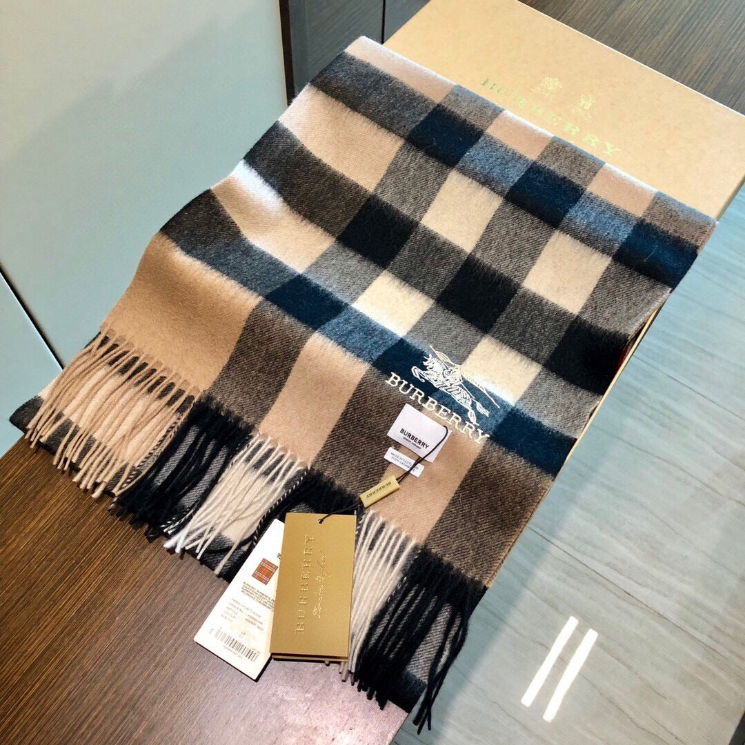 China Replica Burberry Scarf 52usd Only