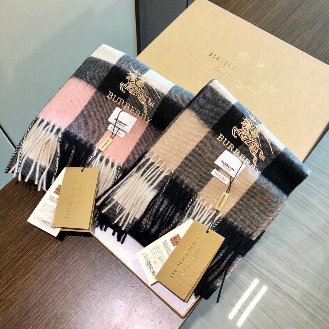 China Replica Burberry Scarf 52usd Only