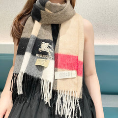 China Replica Burberry Scarf 44usd Only
