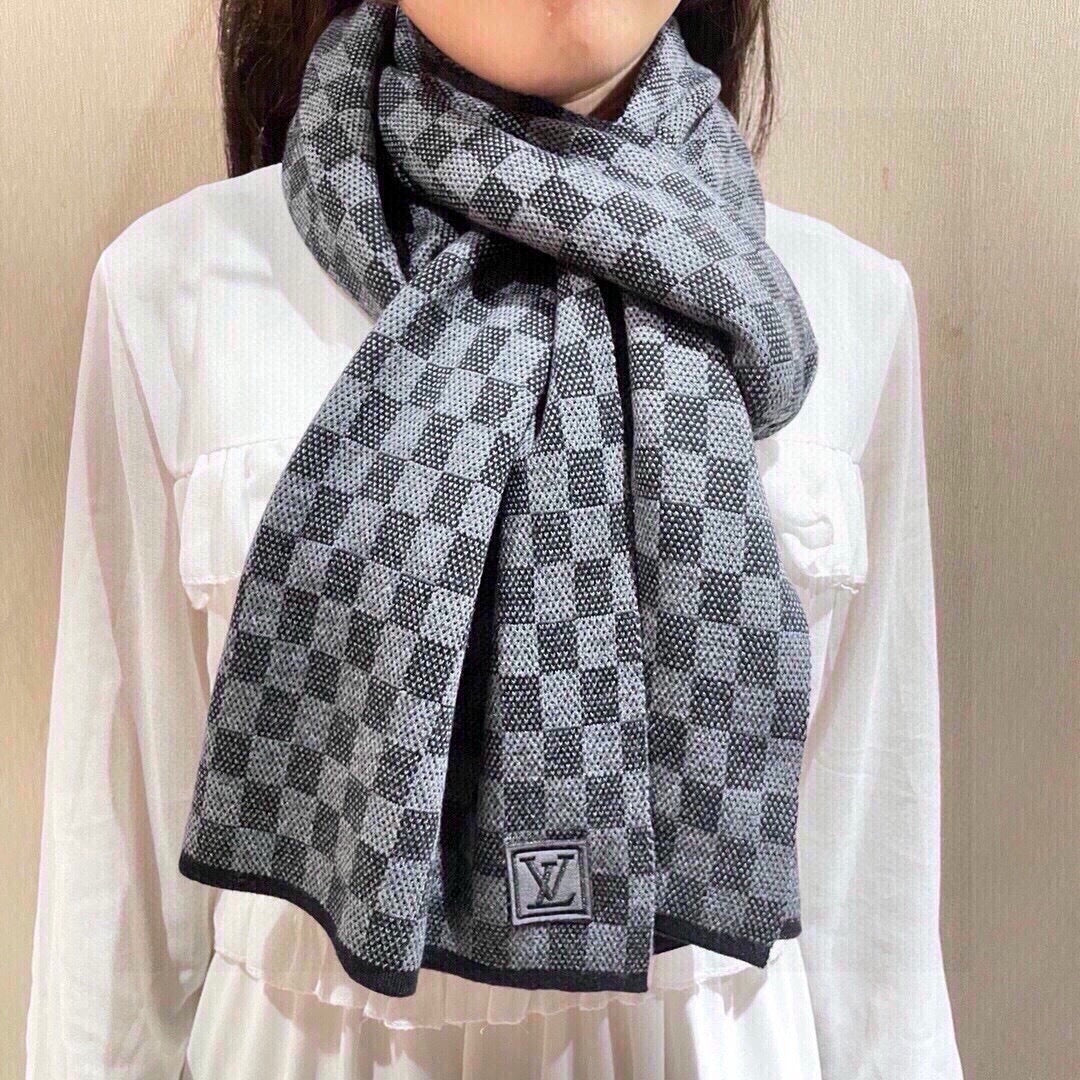 China Replica LV Scarf 48usd Only