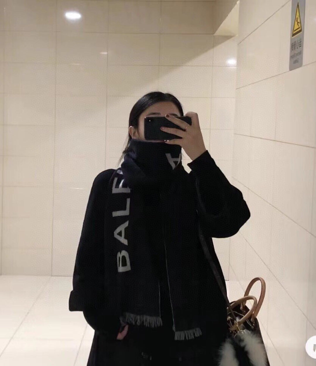 China Replica Balenciaga Scarf 52usd Only