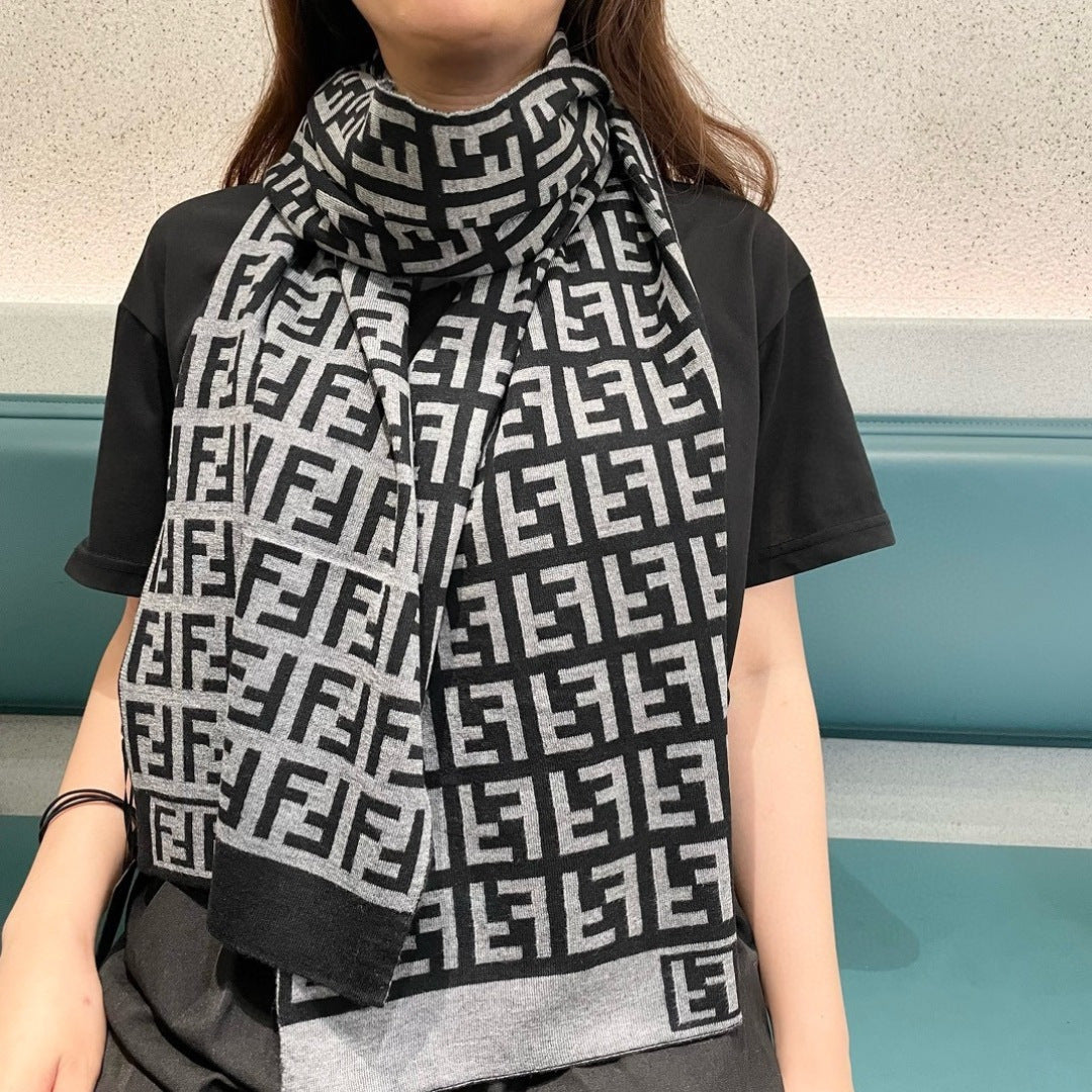 China Replica Fendi Scarf 48usd Only