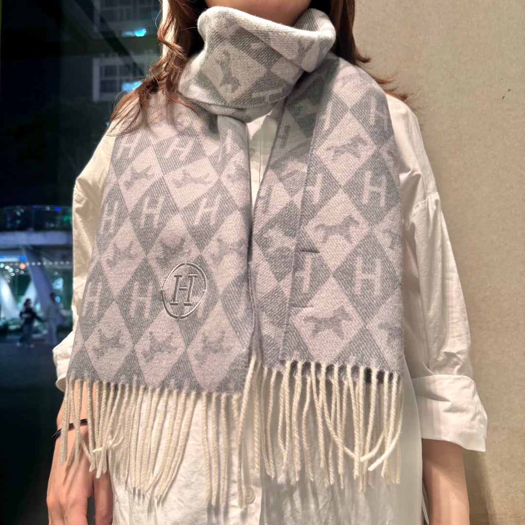 China Replica Hermes Scarf 52usd Only