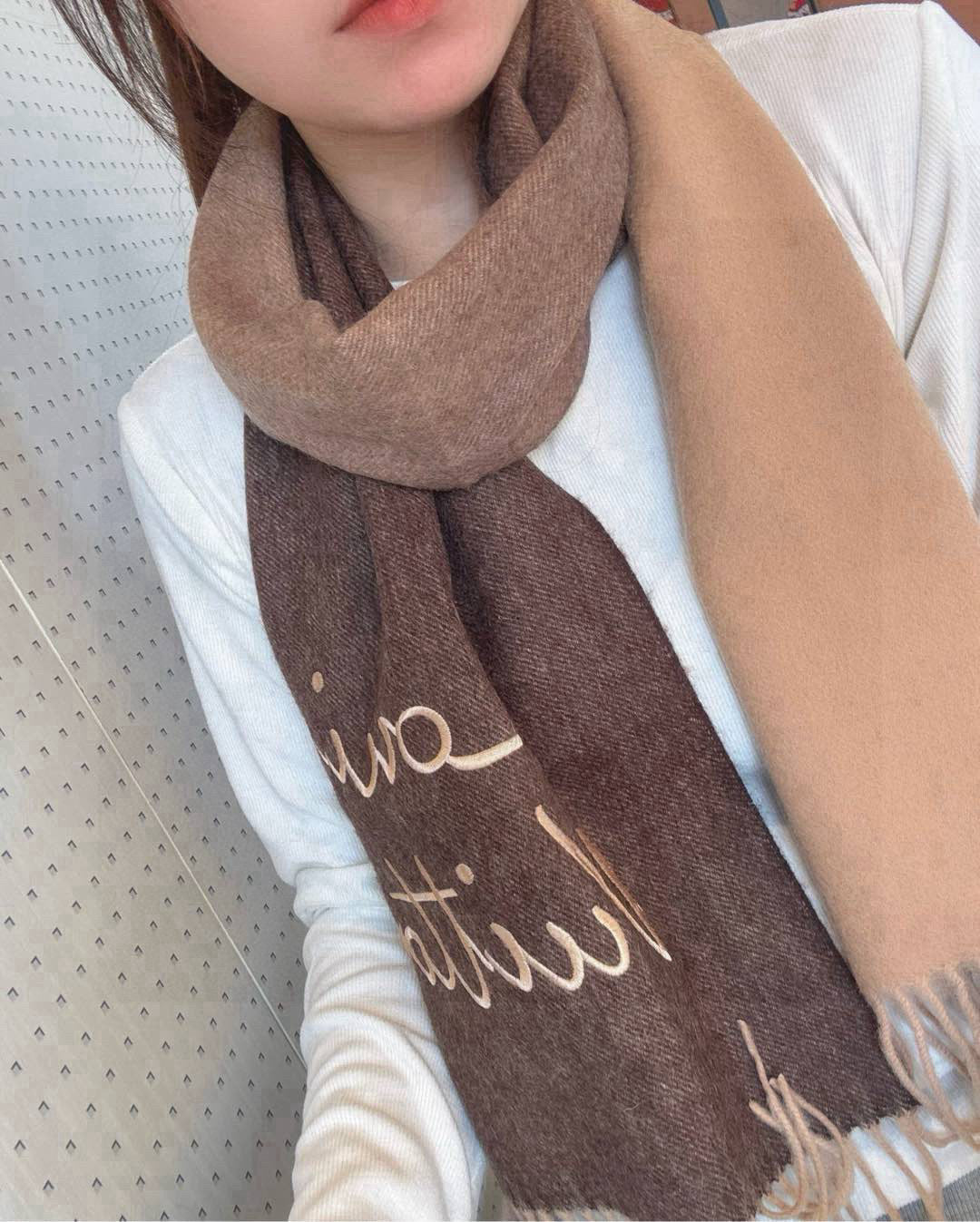 China Replica Gucci Scarf 50usd Only