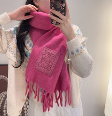 China Replica Loewe Scarf 84usd Only